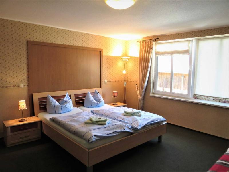 Mehrbettzimmer 2