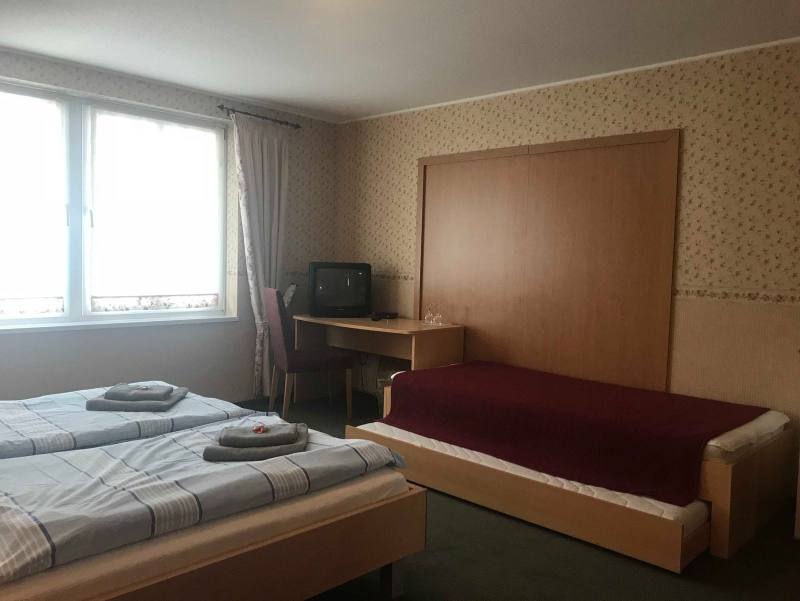 Mehrbettzimmer 3